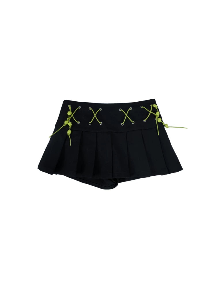 Black Brat Green Star Lace-Up Low-Rise Pleated Mini Skort