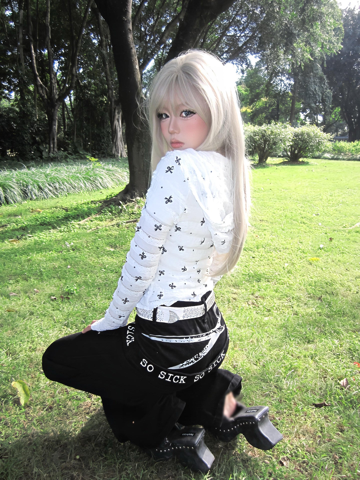White Black Bow Print Two-Way Zip Fitted Hooded Cardigan